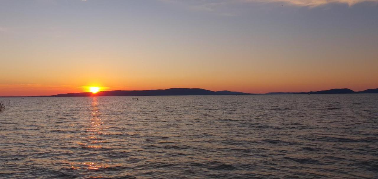 Topart Apartman I Balatonfenyves Εξωτερικό φωτογραφία