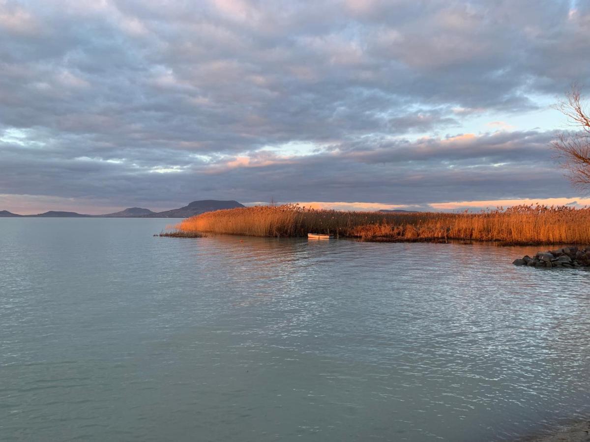 Topart Apartman I Balatonfenyves Εξωτερικό φωτογραφία