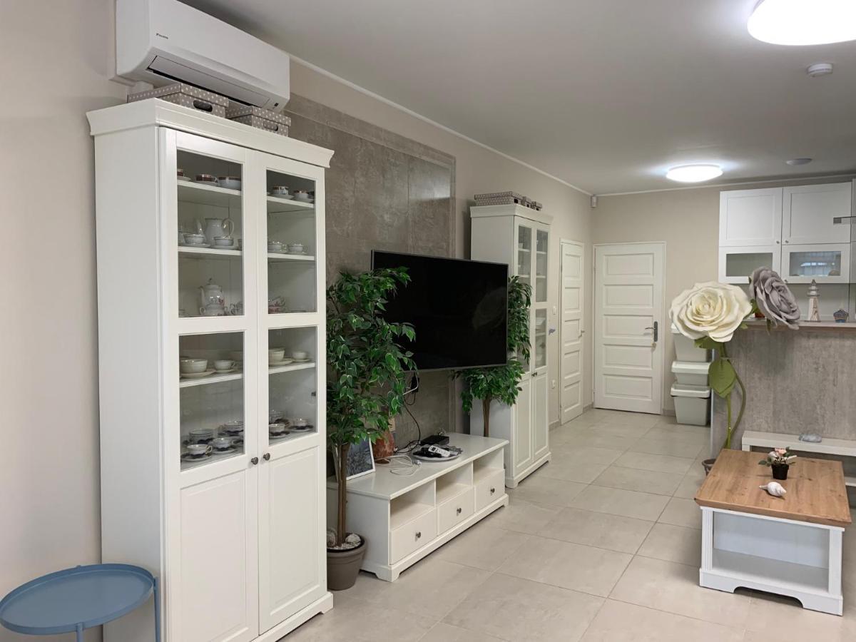 Topart Apartman I Balatonfenyves Εξωτερικό φωτογραφία