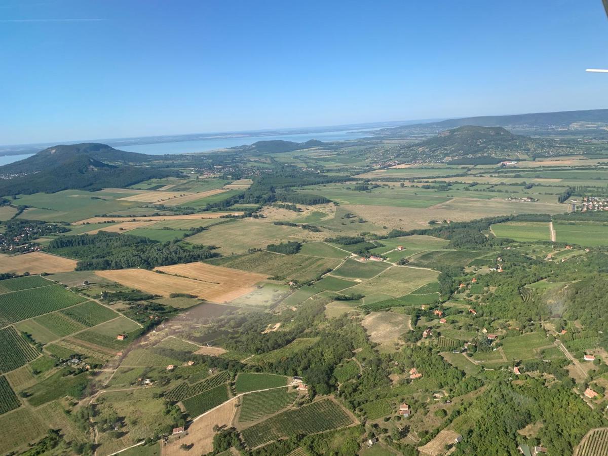 Topart Apartman I Balatonfenyves Εξωτερικό φωτογραφία