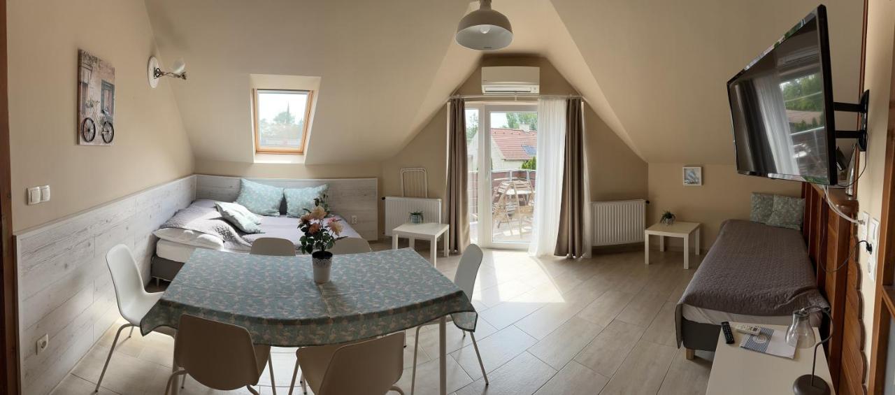 Topart Apartman I Balatonfenyves Εξωτερικό φωτογραφία