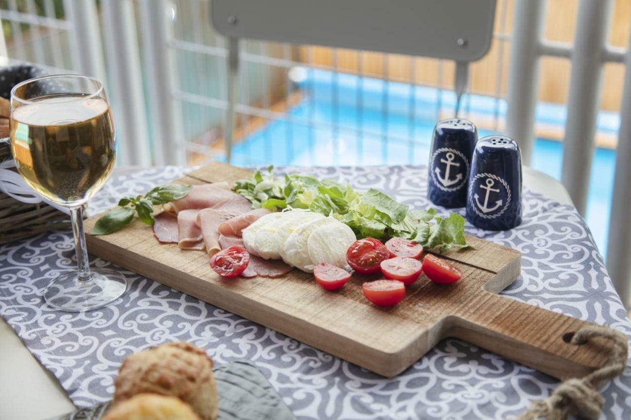 Topart Apartman I Balatonfenyves Εξωτερικό φωτογραφία